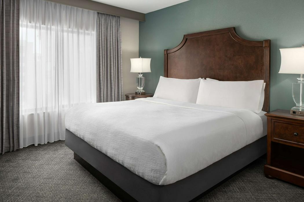 Embassy Suites by Hilton San Antonio Riverwalk Downtown Slide 7